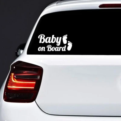 Afbeelding van Autodomy Baby on Board Stickers met Voeten in Car Pack van 2 stuks voor auto (wit)