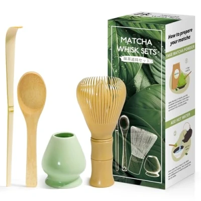 Afbeelding van 4 delige matcha set Japanse ceremonies, gele garde van naaldhout, bamboelepel, bamboeschep, gardehouder, voor theeceremonie, dranken, celadonblauw