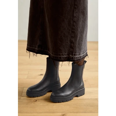 Afbeelding van Tamaris Enkellaarsjes met plateauzool, Dames, Maat: 38, Black Schoenen