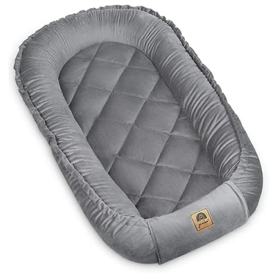 Afbeelding van PIMKO Babynestje, multifunctioneel, 2 zijdig, hypoallergeen, cocon, 60 x 90 cm, fluweel (koningsgrijs)
