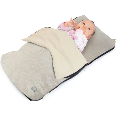 Afbeelding van Deryan AirTraveller Vliegtuigbedje Reiskussen met matras compact opgevouwen Cream