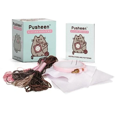 Afbeelding van Pusheen: A Cross Stitch Kit