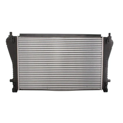 Afbeelding van THERMOTEC DAW011TT Intercooler 620 415 30 AUDI: A3 Sportback, VOLKSWAGEN: Golf 7 Variant, SEAT: Leon III ST