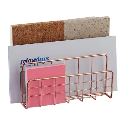 Afbeelding van brievenhouder 3 vakken 14 x 17,5 8 cm metaal roségoud