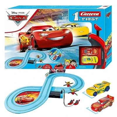 Afbeelding van Carrera First 20063037 Disney Pixar Cars Race of Friends Startset