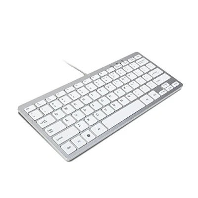 Afbeelding van TRIXES Mini USB toetsenbord, Amerikaanse lay out, licht en dun, compact duurzaam, in zilver wit, plug &amp; play, geschikt voor pc, computer, Apple Mac, laptop, Windows enz.