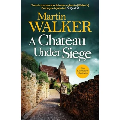 Afbeelding van The Dordogne Mysteries A Chateau Under Siege