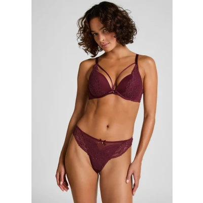 Afbeelding van Hunkemöller Voorgevormde push up beugel bh Isadora Rood A70
