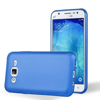 Afbeelding van Cadorabo Hoesje geschikt voor Samsung Galaxy J5 2015 in METAAL BLAUW Beschermhoes gemaakt van flexibel TPU silicone Case Cover