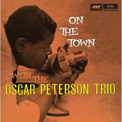 Afbeelding van Oscar Peterson Trio On the Town (LP)