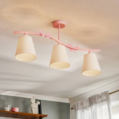Afbeelding van Plafondlamp Alice, roze, drie witte stoffen kappen