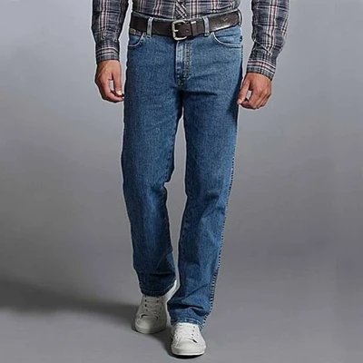 Afbeelding van Wrangler W128 096 Spijkerbroek Texas Stonewash Broekmaat 31 30 Blauw Voorzien van Ritssluiting Katoen Heren Comfort Straight Leg