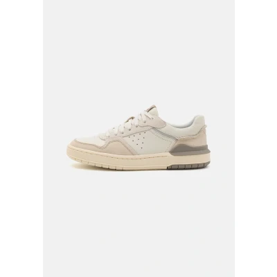 Afbeelding van Clarks COURTLITE2 Sneakers laag, Heren, Maat: 41, Off white Leer