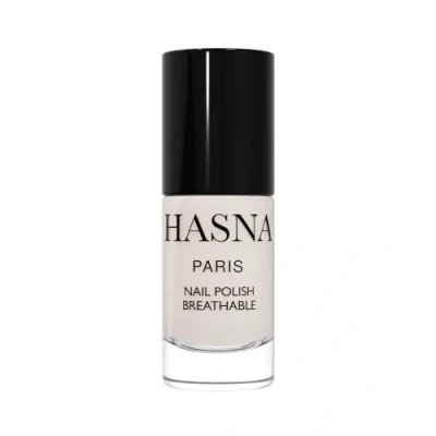 Afbeelding van Hasna Paris Nagellak Halal milieuvriendelijk glanzend en duurzaam eenvoudig aan te brengen 6 ml (lichtblauw)