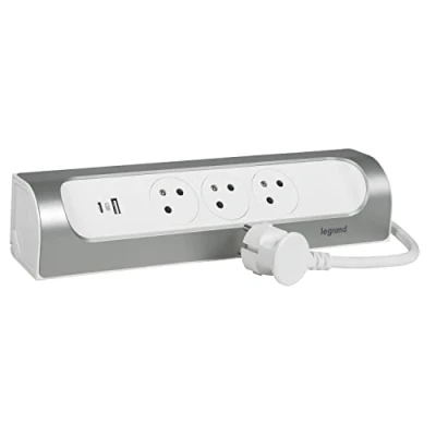 Afbeelding van Legrand Stopcontactdoos, hoekstopcontact met 3 stopcontacten Surface aarding en USB type A+ C kabel wit aluminium