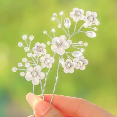 Afbeelding van Fairvir Bruids haarspelden zilveren bloem strass kralen haarspeldjes haaraccessoires voor vrouwen en meisjes (2 stuks) (zilver)