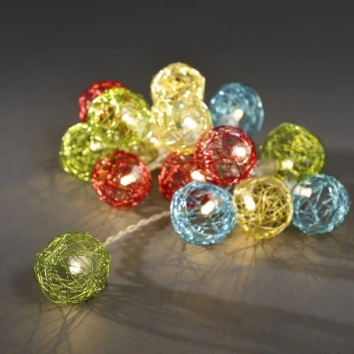 Afbeelding van Konstsmide 3176 503 Motief lichtketting Ballen Binnen werkt op batterijen Aantal lampen 16 LED Warmwit Verlichte lengte: 2.25 m