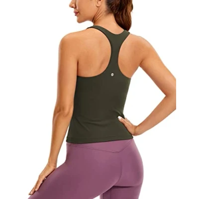 Afbeelding van CRZ YOGA Butterluxe trainingsshirt met geïntegreerde racerback beha voor dames, Olijfgroen