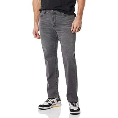 Image de Amazon Essentials Jean Coupe Athlétique Men&#039;s, Gris Délavé, 28W / 30L