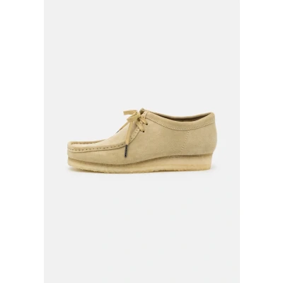 Afbeelding van Clarks Originals Wallabee Sportieve veterschoenen, Heren, Maat: 42, Maple Veloursleer