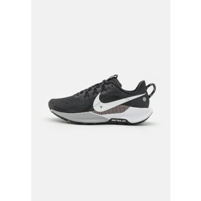 Afbeelding van Nike Performance Reactx Pegasus 5 Trail hardloopschoenen, Dames, Maat: 42.5, Black/white/anthracite/wolf grey Textiel/ synthetisch