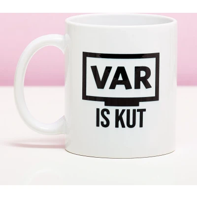 Afbeelding van Mok De VAR Is Kut