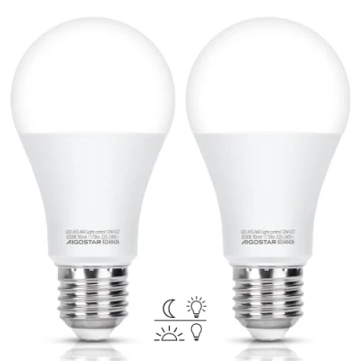 Afbeelding van Aigostar led schemerlamp, E27, 12 W, lampen met schemersensor, koud wit, 6500 K, 1170 lm, automatische ontstekingslamp, voor garage, hal, kelder, trappen, 2 stuks