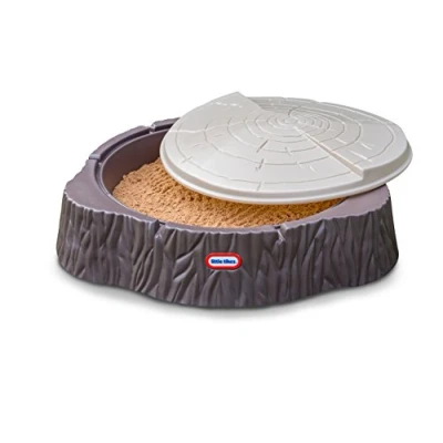 Afbeelding van Little Tikes Woodland Sandbox Grote zandbak in boomstamvorm, met 3 stoelen en een deksel, vanaf 24 maanden