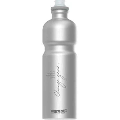 Afbeelding van SIGG Move MyPlanet™ Aluminium sportfles (0,75 l), luchtdichte drinkfles voor fietsen, lichte fietsfles van aluminium, gemaakt in Zwitserland