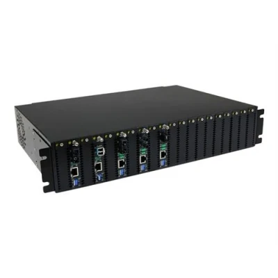 Image de StarTech.com convertisseur Ethernet Gigabit sur fibre optique MultiMode SC 1000 Mb/s 550m de média à