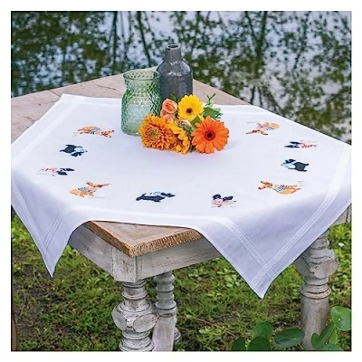 Afbeelding van Vervaco Tafelkleed Hondjes borduren (pakket) PN 0184979