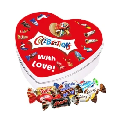 Afbeelding van Mars Celebrations geschenkdoos hartje &quot;with love!&quot; chocolademix Twix, Bounty, Mars, Snickers, Maltesers, Galaxy &amp; MilkyWay 120g