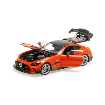 Afbeelding van Mercedes AMG GT Black Series 2021 1:18 Minichamps