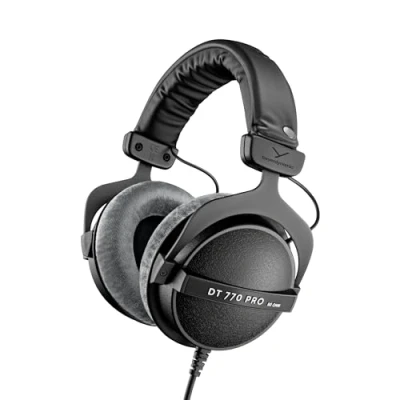 Image de beyerdynamic DT 770 PRO 80 Ohm en noir. Casque de studio supra auriculaire. Conception fermée, câblée pour un enregistrement et une surveillance professionnels