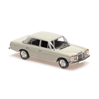 Afbeelding van Mercedes Benz 200/8 Maxichamps Modelauto 1:43 1968 940034008 Schaalmodel