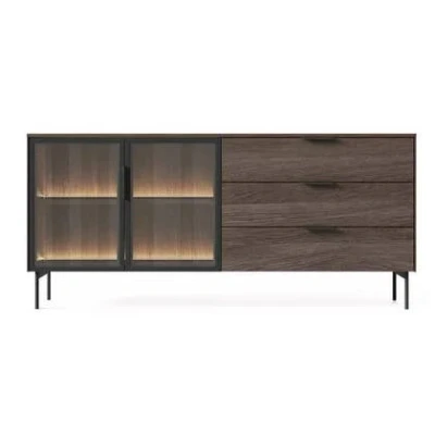 Afbeelding van Selsey Lumi Dressoir met 2 deuren glazen fronten 3 lades en LED verlichting eik Dunin 181 cm