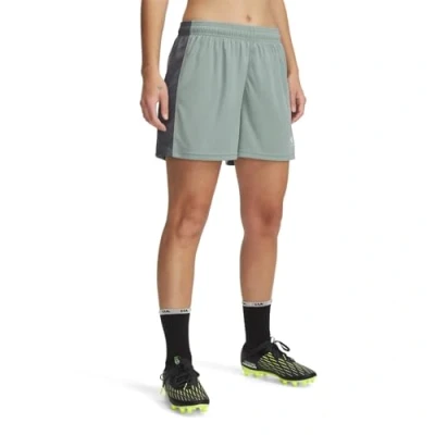 Afbeelding van Under Armour Short Korte broeken, Dames, Maat: Small, Silica green/castlerock/white