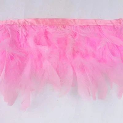 Afbeelding van Sowder 1,8 m kalkoenveren met franjes voor trouwjurk, naaien, knutselen, decoratie, kostuum (roze)