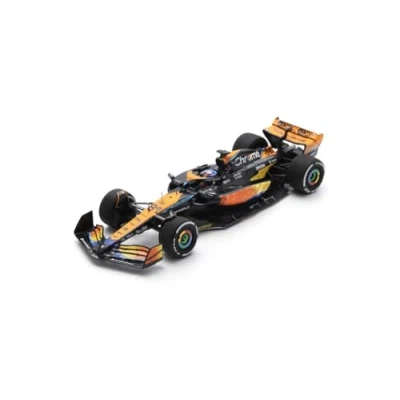 Afbeelding van McLaren MCL60 Spark Modelauto 1:43 2023 Oscar Piastri F1 Team S8944 Abu Dhabi GP Yas