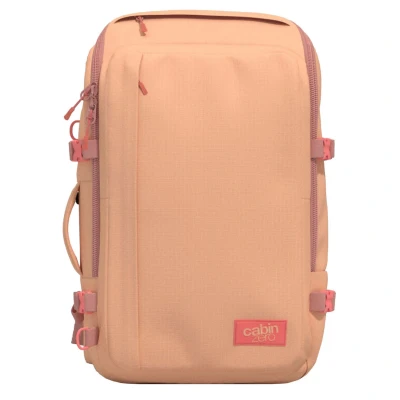 Afbeelding van CabinZero Adventure Pro 42L Cabin Backpack sunny day