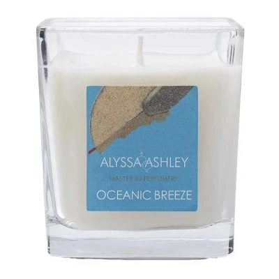 Image de Alyssa Ashley Oceanic Breeze Bougie Parfumée 145 grammes