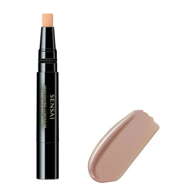 Image de Sensai Highlighting Concealer Brush HC03 Luminous Almond 3,5 ml