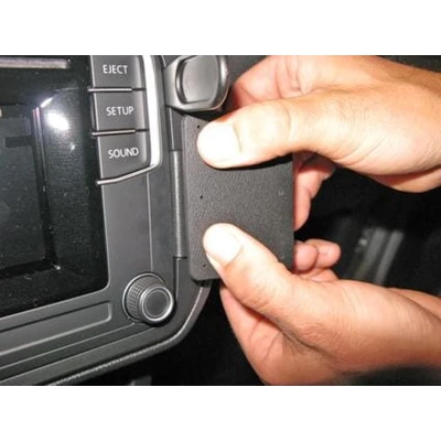 Afbeelding van Brodit ProClip houder geschikt voor Volkswagen Caddy / Life 2016 2020 Angled mount