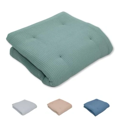 Afbeelding van ULLENBOOM ® baby kruipdeken 100x100 cm gewatteerd in salie groen (Made EU) voor met 100% ÖkoTex katoen, perfect als babydeken, boxinzet &amp; speelkleed