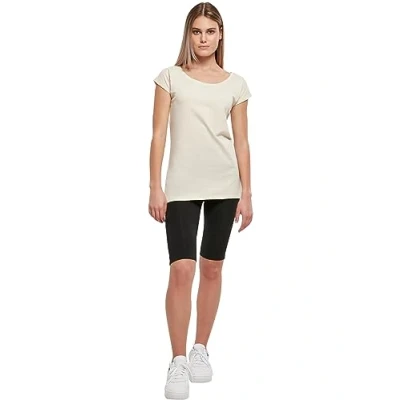 Afbeelding van Build Your Brand dames T shirt met wijde hals shirt, Zand