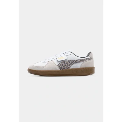 Afbeelding van Puma Palermo LEO Unisex Sneakers laag, Maat: 44.5, White/vapor gray Leer