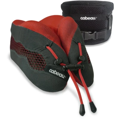 Afbeelding van Cabeau Nekkussen Cool Evolution Inclusief oordopjes Rood