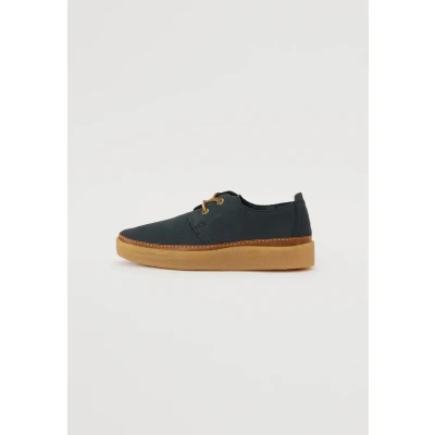 Afbeelding van Clarks Clarkwood Low pour homme, Nubuck Bleu marine, 42 EU