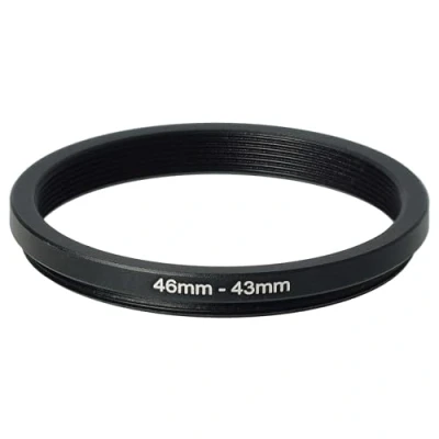 Afbeelding van vhbw Step down filter adapterring 46mm naar 43mm voor cameralens, reduceerstuk, metaal, zwart