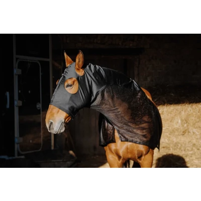 Image de EQUITHÈME Protecteur de cou Lycra/Mesh NoirVendu par Agradi